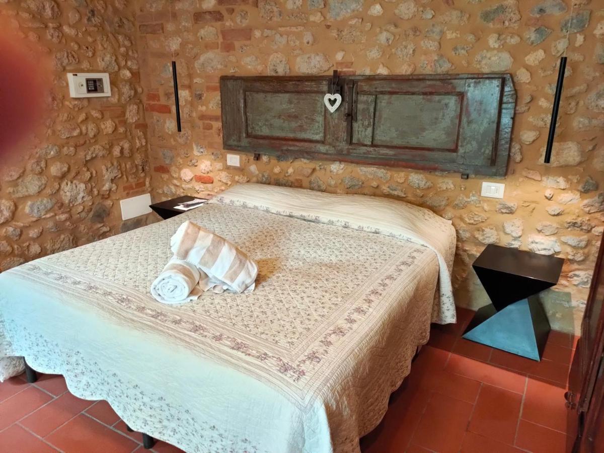 Agriturismo Casanova Di Pescille Σαν Τζιμινιάνο Εξωτερικό φωτογραφία