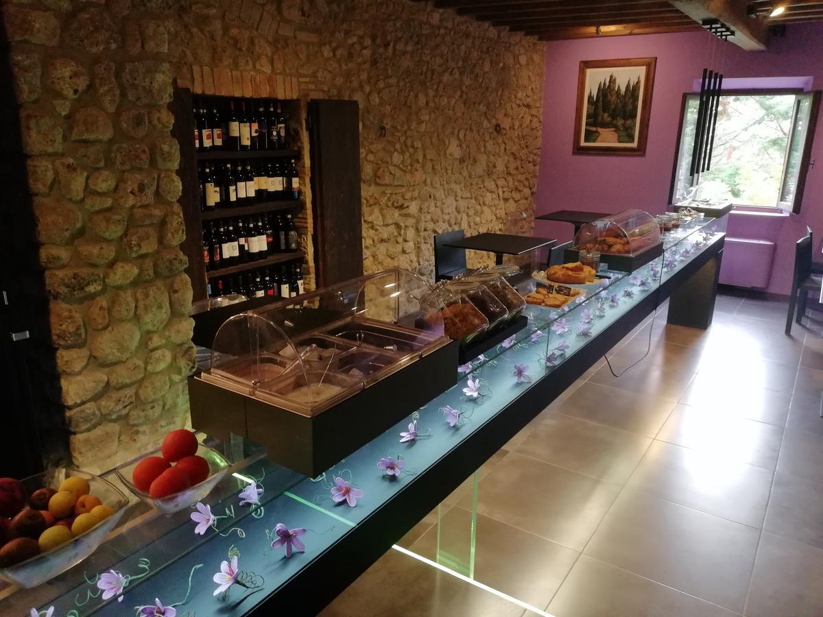 Agriturismo Casanova Di Pescille Σαν Τζιμινιάνο Εξωτερικό φωτογραφία